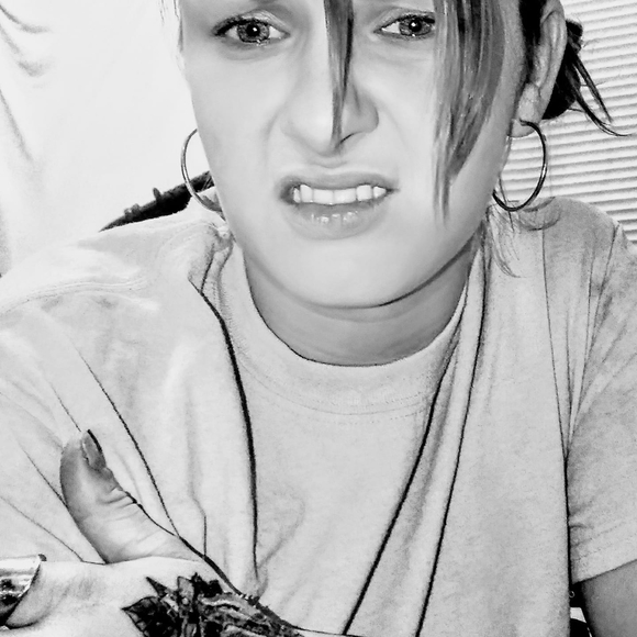 Meet your Posher, Windizzle - Picture 1 of 1